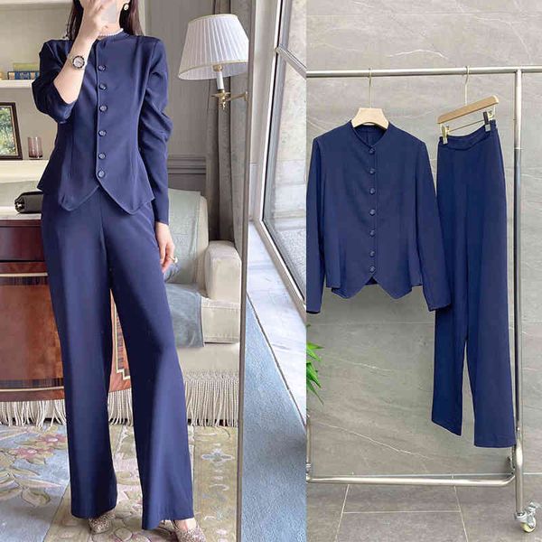 women's suits blazers p535750dlm classic silk round neck suit set, White;black
women's suits blazers p535750dlm classic silk round neck suit set, White;black