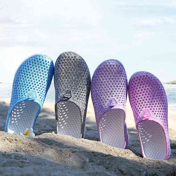 2022 summer womens casual breathable beach sandals hollow out non-slide women flip flops shoes home shallow solid shoes y220531, Black
2022 summer womens casual breathable beach sandals hollow out non-slide women flip flops shoes home shallow solid shoes y220531, Black