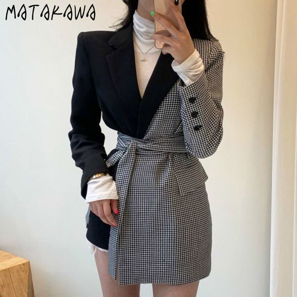 vintage lapel plaid patchwork jacket irregular bandage waist shows thin suit short coat women blazers 210506, White;black
vintage lapel plaid patchwork jacket irregular bandage waist shows thin suit short coat women blazers 210506, White;black