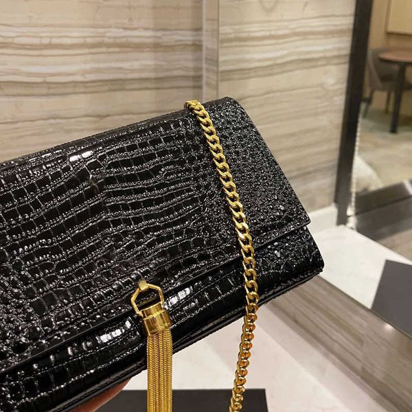 shoulder messenger bag flap crossbody bags women gold chain handbag fashion card wallet stripes layer cowhide leather
shoulder messenger bag flap crossbody bags women gold chain handbag fashion card wallet stripes layer cowhide leather