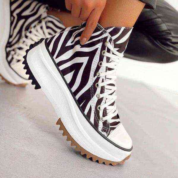 running shoes 2023 women platform canvas sneakers lace up high female casual fashion zebra pattern lady sports boots 220425, Black
running shoes 2023 women platform canvas sneakers lace up high female casual fashion zebra pattern lady sports boots 220425, Black