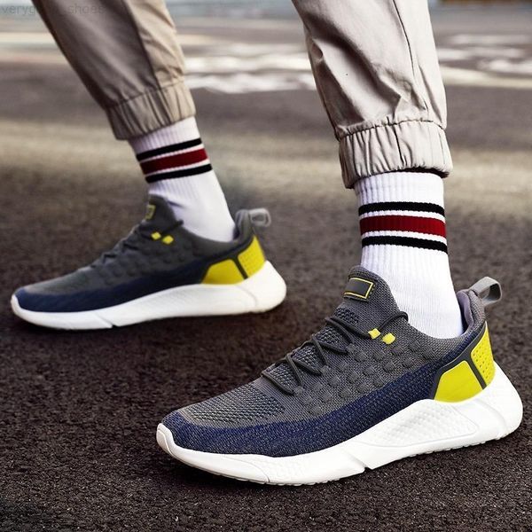 2022 men women running shoes designer cream white black static reflective casual shoes luxury cinder zebra tail light sneakers
2022 men women running shoes designer cream white black static reflective casual shoes luxury cinder zebra tail light sneakers