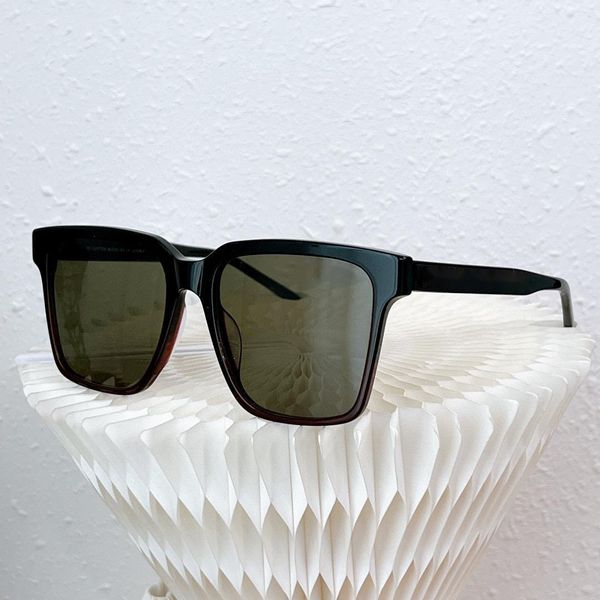 sunglasses for men women summer 2308 style anti-ultraviolet retro plate full frame random box, White;black
sunglasses for men women summer 2308 style anti-ultraviolet retro plate full frame random box, White;black