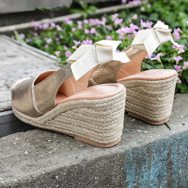 summer women high wedge heels espadrille soled sandals slippers shoes female bowknot gladiator slingback sandals sjpae-385, Black
summer women high wedge heels espadrille soled sandals slippers shoes female bowknot gladiator slingback sandals sjpae-385, Black