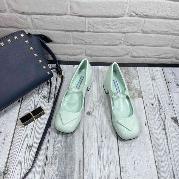 dress shoes p's spring and summer mary jane shoes square head triangle patent leather small with thick heels, Black
dress shoes p's spring and summer mary jane shoes square head triangle patent leather small with thick heels, Black