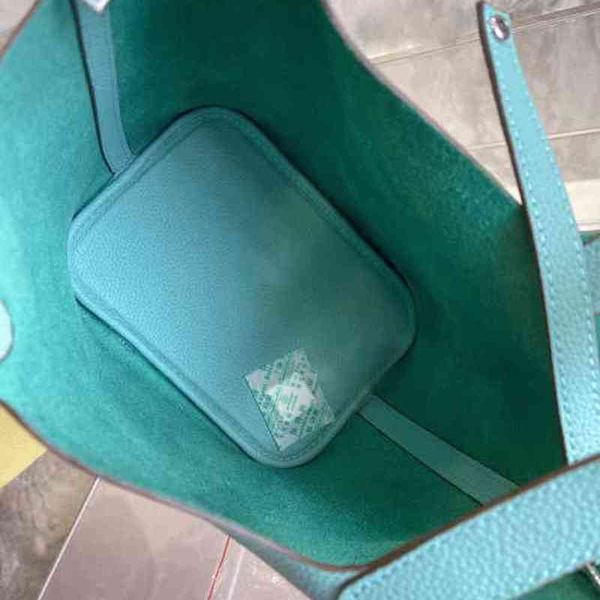shoulder bags luxury brand designer fashion simple bucket bag women's real leather mobile phone handbags 1216
shoulder bags luxury brand designer fashion simple bucket bag women's real leather mobile phone handbags 1216