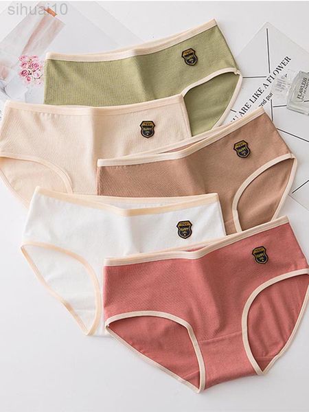 cotton women underwear comfortable seamless underwear embroidery badge briefs solid lingerie mid waist girls briefs l220802, Black;pink
cotton women underwear comfortable seamless underwear embroidery badge briefs solid lingerie mid waist girls briefs l220802, Black;pink