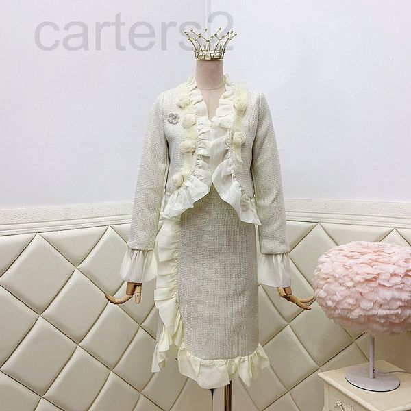 two piece dress designer 2021 new autumn age reducing coat women's versatile korean minority waist slim skirt two piece set fashion 8le, White
two piece dress designer 2021 new autumn age reducing coat women's versatile korean minority waist slim skirt two piece set fashion 8le, White