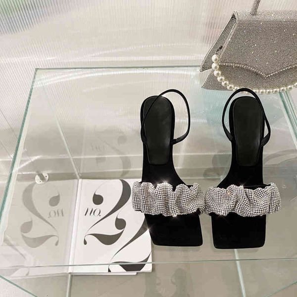 dress shoes european station summer one line belt fashion thin heel versatile women's sandals king aw flower high heels, Black
dress shoes european station summer one line belt fashion thin heel versatile women's sandals king aw flower high heels, Black