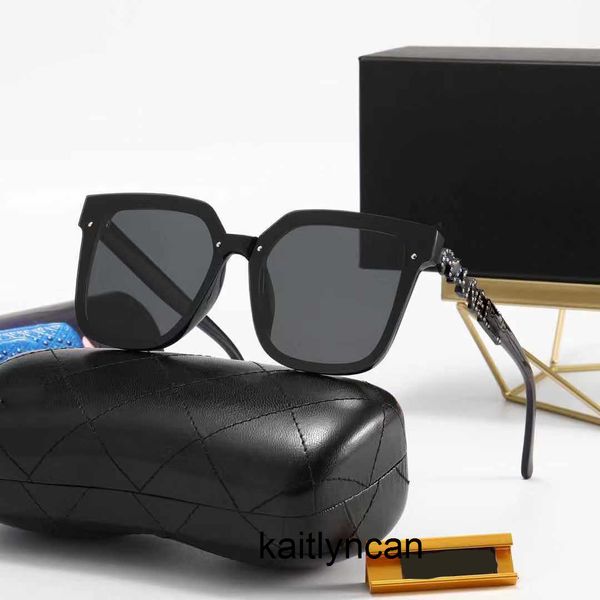 r sunglasses men ladies uv400 square polarized lens metal frame brand fashion pilot driving outdoor sports travel beach island 89ey, White;black
r sunglasses men ladies uv400 square polarized lens metal frame brand fashion pilot driving outdoor sports travel beach island 89ey, White;black