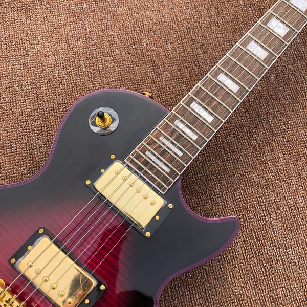 electric guitar,purple logo and purple binding,rosewood fingerboard,gold hardware
electric guitar,purple logo and purple binding,rosewood fingerboard,gold hardware