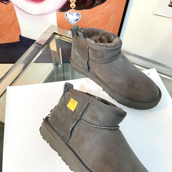 women winter snow ankle boot fur one fashion not bloated simple design wool with warm insulation wear resistance skid prevention, Black
women winter snow ankle boot fur one fashion not bloated simple design wool with warm insulation wear resistance skid prevention, Black