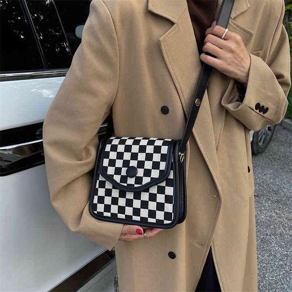 bags handbags texture women's 2022 autumn and winter pu exotic checkerboard single shoulder diagonal armpit, Black;red
bags handbags texture women's 2022 autumn and winter pu exotic checkerboard single shoulder diagonal armpit, Black;red