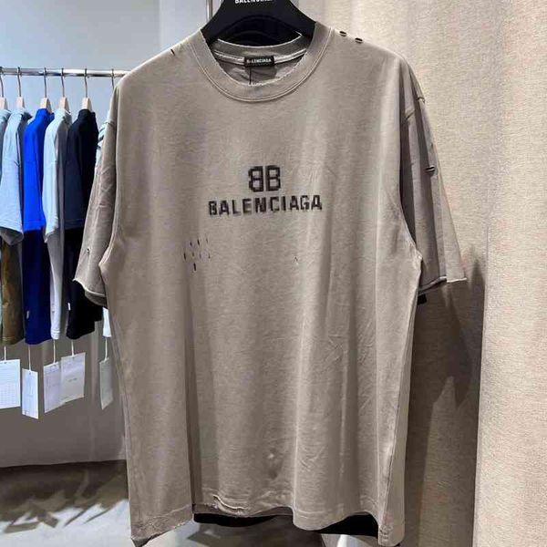 luxury brand balencias's t shirt advanced version paris home 22ss phantom mosaic fuzzy letter os b short sleeve t-shirt, White;black
luxury brand balencias's t shirt advanced version paris home 22ss phantom mosaic fuzzy letter os b short sleeve t-shirt, White;black