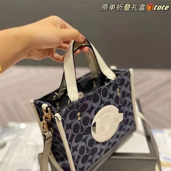 designer luxury women bag coch handbag fashion inclined shoulder bags versatile purses cochs totes large capacity saddle wallet 7a 6r4r
designer luxury women bag coch handbag fashion inclined shoulder bags versatile purses cochs totes large capacity saddle wallet 7a 6r4r