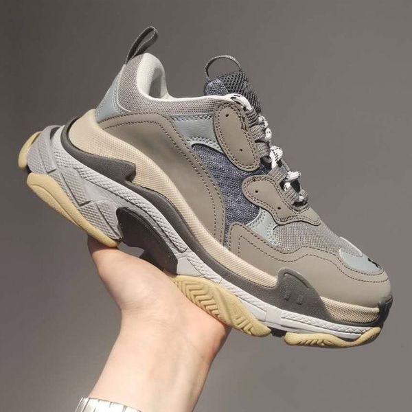 mens tracksuits crystal bottom 17w women mens casual shoes dad platform designer triple s black white red reissue luxury brand paris flat, Gray
mens tracksuits crystal bottom 17w women mens casual shoes dad platform designer triple s black white red reissue luxury brand paris flat, Gray