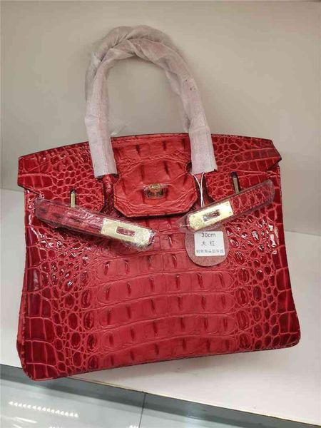 luxury designer birkins's handbags herme genuine leather bag woman clutch handbag litchi pattern pochette rouge togo gold hardware 35 3
luxury designer birkins's handbags herme genuine leather bag woman clutch handbag litchi pattern pochette rouge togo gold hardware 35 3