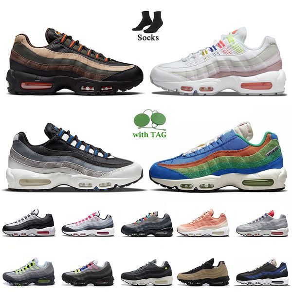fashion women mens 95 cushion running shoes with socks 95s dark army white multi wolf grey triple black footprint pink greedy trainers sneak