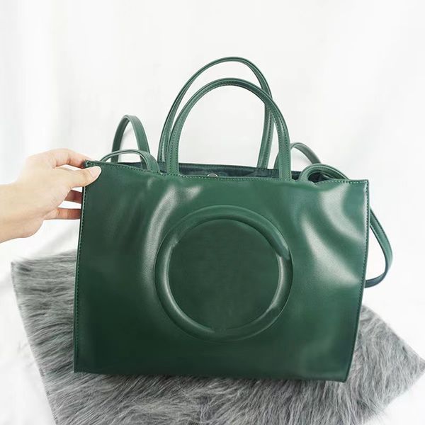 designer cross body shoulder bags men and women messenger soft leather totes all-match simple magnetic buckle 3 sizes 24 colors camera lipst
designer cross body shoulder bags men and women messenger soft leather totes all-match simple magnetic buckle 3 sizes 24 colors camera lipst