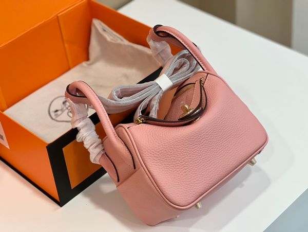 h logo 2022 garden party bag large capacity new canvas with cowhide head bag casual handbag
h logo 2022 garden party bag large capacity new canvas with cowhide head bag casual handbag
