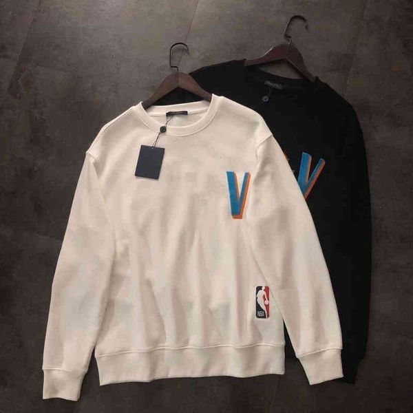 european station autumn and winter pure cotton new round neck long sve terry sweater letter printing men's and women's same style, Black
european station autumn and winter pure cotton new round neck long sve terry sweater letter printing men's and women's same style, Black