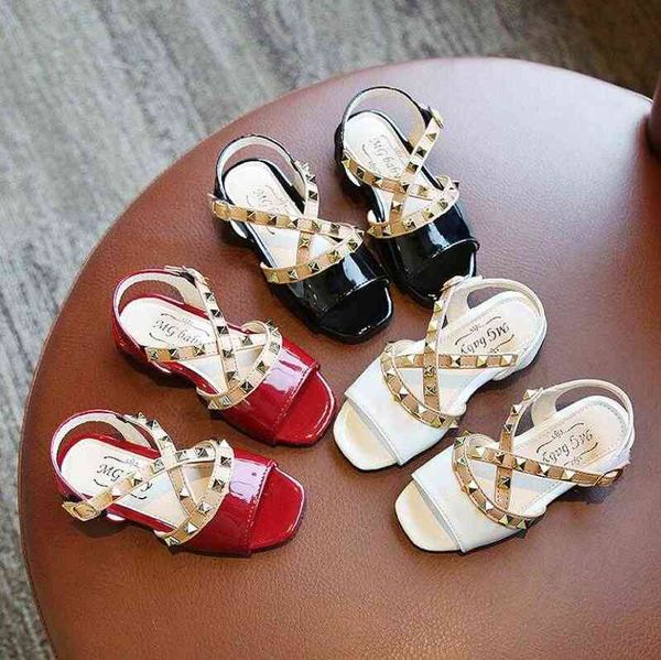 summer children sandals girls princess performance shoes fashion sequins rivets sandals for girls kids soft bottom beach sandals g220418, Black;red
summer children sandals girls princess performance shoes fashion sequins rivets sandals for girls kids soft bottom beach sandals g220418, Black;red