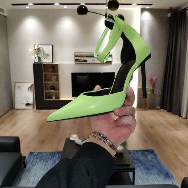 2022 luxury summer genuine leather women sandals pointed toe shoes four colors to choose size 35-39, Black
2022 luxury summer genuine leather women sandals pointed toe shoes four colors to choose size 35-39, Black