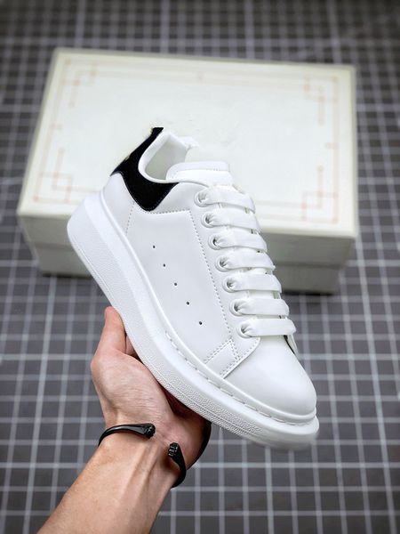 brand shoes italy design oversized trianer sportswear luxury mens trainers style changed color in sun delivery
brand shoes italy design oversized trianer sportswear luxury mens trainers style changed color in sun delivery