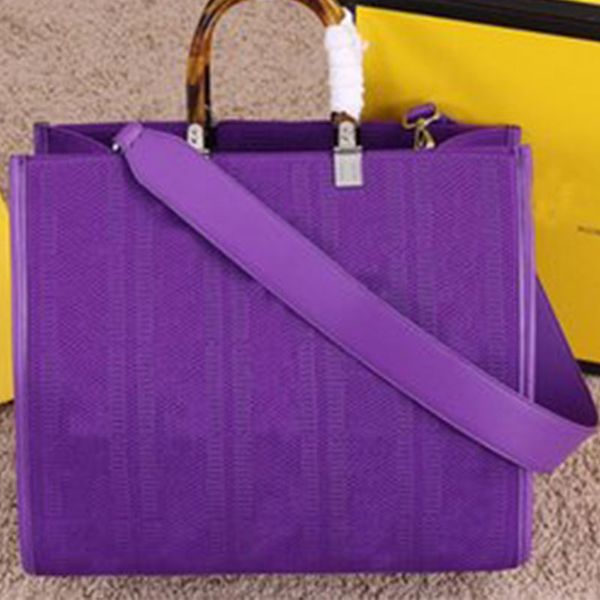 plain tote bags shoulder handbag cross body bag large capacity open purse wallet hollowed out plexiglass handle silvery hardware decoration
plain tote bags shoulder handbag cross body bag large capacity open purse wallet hollowed out plexiglass handle silvery hardware decoration