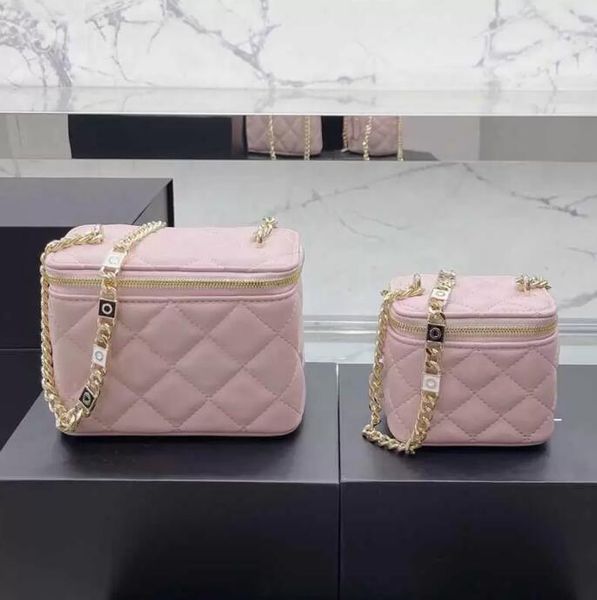 sw mini classic cosmetic box bags lambskin pink blue white black designer bag letter pattern sequined gold-tone metal chains hardware handba
sw mini classic cosmetic box bags lambskin pink blue white black designer bag letter pattern sequined gold-tone metal chains hardware handba