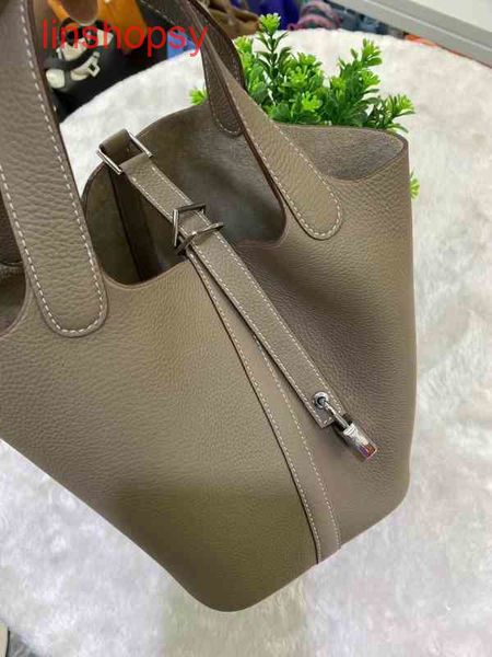 herme bags picotinslocks bags 18 22 26cm ins same togo womens basket leather versatile large capaci
herme bags picotinslocks bags 18 22 26cm ins same togo womens basket leather versatile large capaci