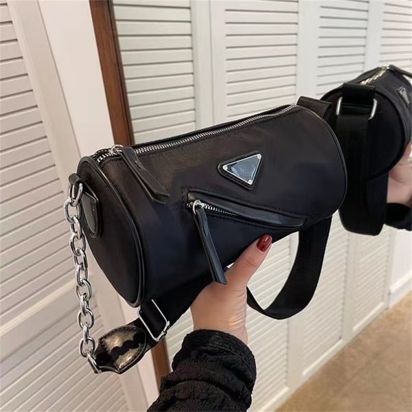 bags 2022 new nylon cloth bag women's texture sling one shoulder oblique span small round summer versatile trendy cool purse
bags 2022 new nylon cloth bag women's texture sling one shoulder oblique span small round summer versatile trendy cool purse
