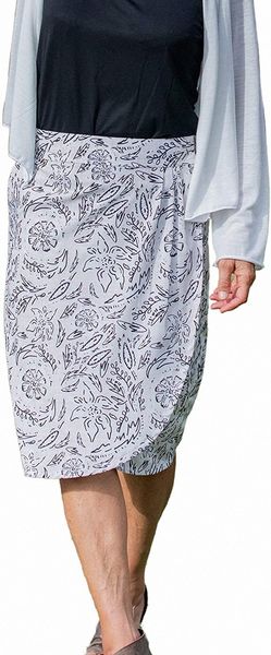 hawaii - new length 3 - quick wrap cover-up that multitasks as the perfect travel/summer skirt a1p5#, White;black
hawaii - new length 3 - quick wrap cover-up that multitasks as the perfect travel/summer skirt a1p5#, White;black