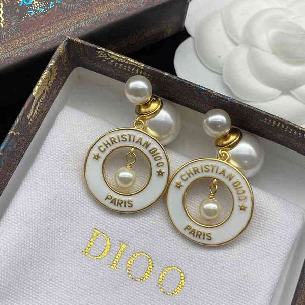 ring glue dropping white pearl fashion temperament light luxury high sense female earrings accessories, Golden
ring glue dropping white pearl fashion temperament light luxury high sense female earrings accessories, Golden