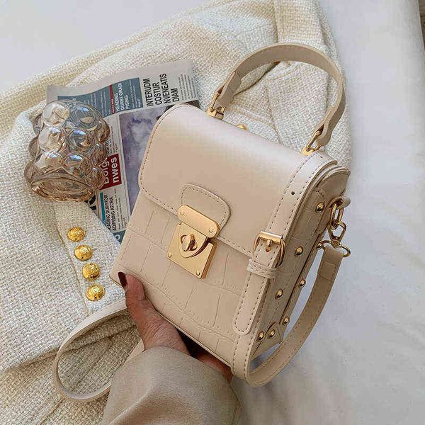 2022 new fashion all-match ladies mini handbag spring small bag women's 2022 msenger texture
2022 new fashion all-match ladies mini handbag spring small bag women's 2022 msenger texture