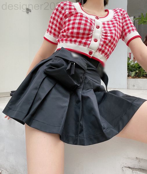 skirts designer p family triangle spring and summer single side pocket high waist college style nylon belt pleated skirt women's fashio, Black
skirts designer p family triangle spring and summer single side pocket high waist college style nylon belt pleated skirt women's fashio, Black