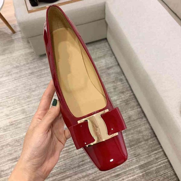 dress shoes high version sf bow women's shoes spring and summer thick heel patent leather single square head low shallow mouth, Black 
dress shoes high version sf bow women's shoes spring and summer thick heel patent leather single square head low shallow mouth, Black