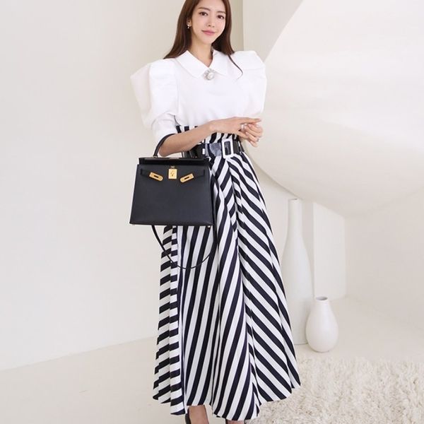 summer women elegant 2piece set korean temperament sweet puff sleeve white blouses high waist big swing skirt suit 210526
summer women elegant 2piece set korean temperament sweet puff sleeve white blouses high waist big swing skirt suit 210526