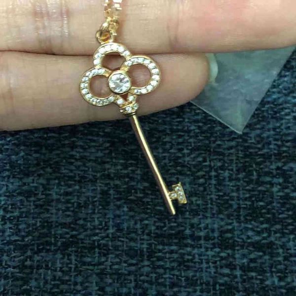 4y3y t home key crown key flower pendant necklace live broadcast jewelry high version back cover full diamond necklace, Black
4y3y t home key crown key flower pendant necklace live broadcast jewelry high version back cover full diamond necklace, Black