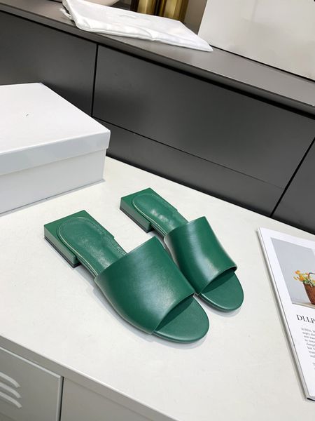 the latest spring and summer women slippers round head flat back heel flat sandals genuine leather four colors to choose, Black
the latest spring and summer women slippers round head flat back heel flat sandals genuine leather four colors to choose, Black