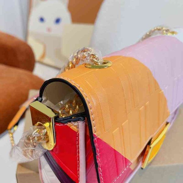 shoulder bags handbag multi-color flip baguette women leather designer brand crossbody female messenger printing purses 220415
shoulder bags handbag multi-color flip baguette women leather designer brand crossbody female messenger printing purses 220415
