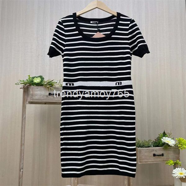 casual dresses high version spring and summer women's wear home blue white horizontal waist slim knit dress, Black;gray
casual dresses high version spring and summer women's wear home blue white horizontal waist slim knit dress, Black;gray
