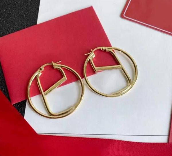 luxury 18k gold women hoop earrings brand jewelry earrings designer brass ear studs lady fashion wedding party jewellery accessories, Golden;silver
luxury 18k gold women hoop earrings brand jewelry earrings designer brass ear studs lady fashion wedding party jewellery accessories, Golden;silver