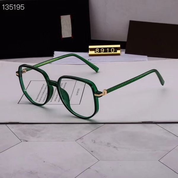 luxury brands sunglasses fashion multicolor classic women mens square full frame anti blue light glasses driving sport shading trend with bo, White;black
luxury brands sunglasses fashion multicolor classic women mens square full frame anti blue light glasses driving sport shading trend with bo, White;black