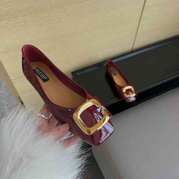 sandals style temperament square head flat shoes spring and autumn metal versatile low heel shallow mouth soft leather sole women's vor, Black
sandals style temperament square head flat shoes spring and autumn metal versatile low heel shallow mouth soft leather sole women's vor, Black
