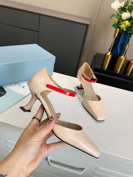 sandals minority design sense green baotou sandals spring style celebrity fashion pointed thin heel high-heeled shoes for women, Black
sandals minority design sense green baotou sandals spring style celebrity fashion pointed thin heel high-heeled shoes for women, Black