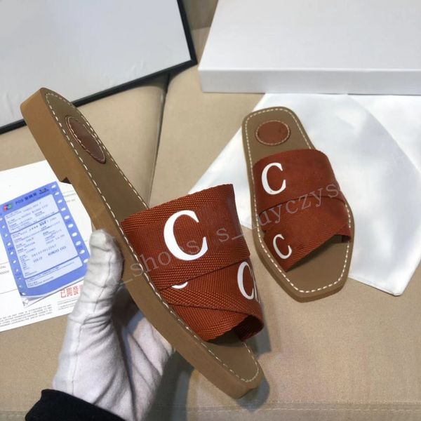 2022 womens woody mules fflat slipper deisgner lady lettering fabric outdoor leather sole slide sandal with box, Black
2022 womens woody mules fflat slipper deisgner lady lettering fabric outdoor leather sole slide sandal with box, Black