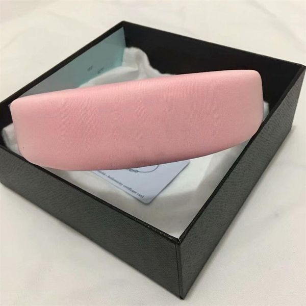 luxury designer headbands hair bands for women girl brand elastic headband headdress sports fitness headband head wrap hair access167f, Silver
luxury designer headbands hair bands for women girl brand elastic headband headdress sports fitness headband head wrap hair access167f, Silver