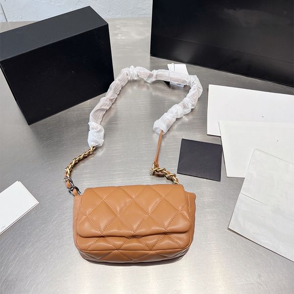 2022 ladies luxury messenger bag leather designer chain luxurys designers bags fashion classic womens shopping handbags lady wallet mini pur
2022 ladies luxury messenger bag leather designer chain luxurys designers bags fashion classic womens shopping handbags lady wallet mini pur