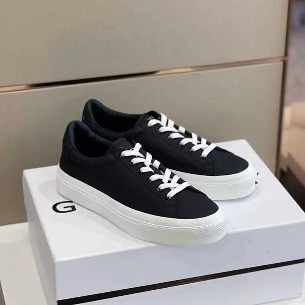 famous design white black shoes city court metallic calfskin leather sports sneakers for women men streetwear brands outdoor casual walking
famous design white black shoes city court metallic calfskin leather sports sneakers for women men streetwear brands outdoor casual walking